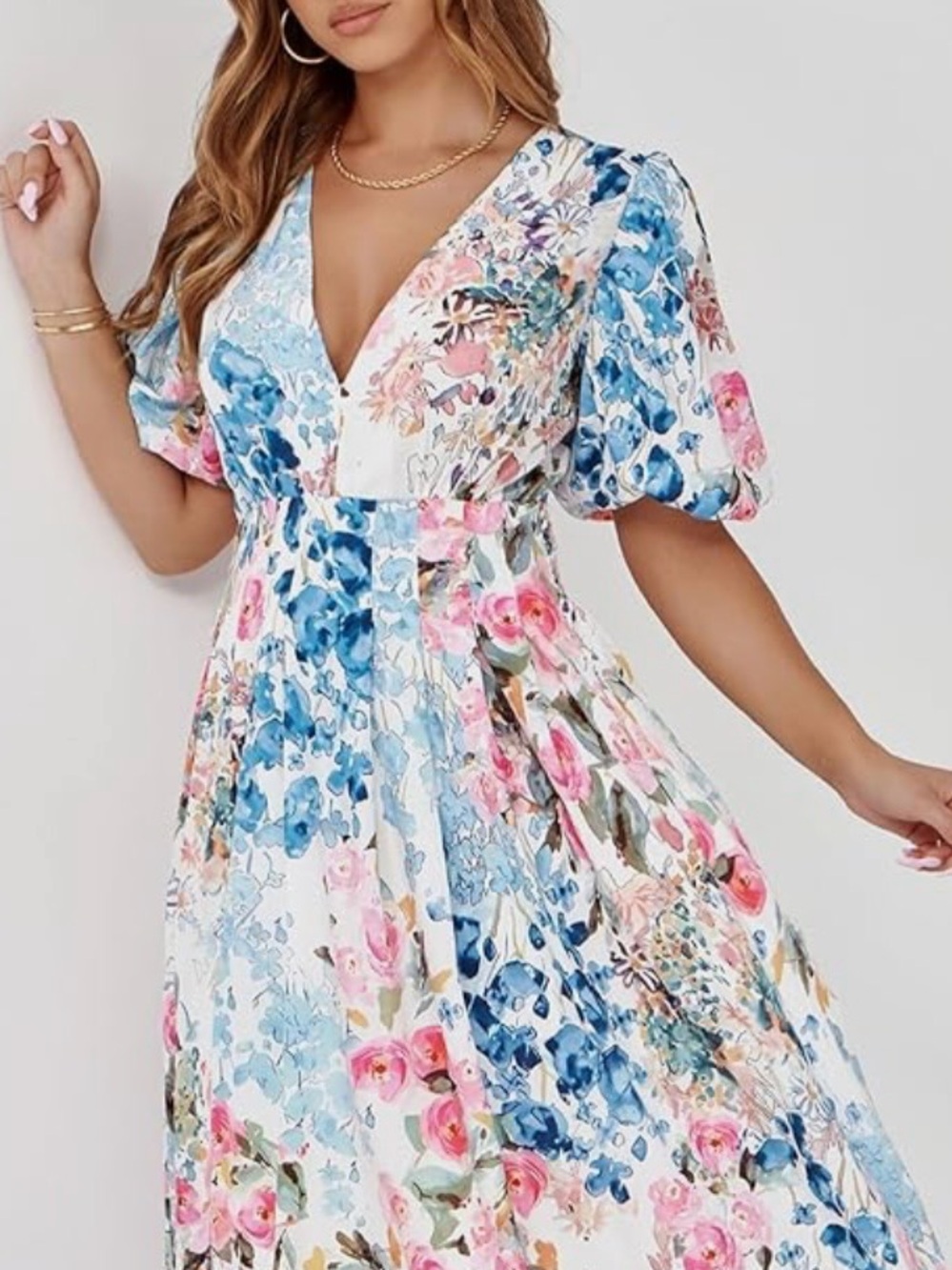 Floral maxi dress by Maxigerui.